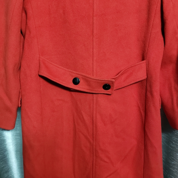 Vtg. 1970's Elegant Red 100% Wool Trench Coat Black Velvet Collar Sz16 Old Money - Picture 7 of 12
